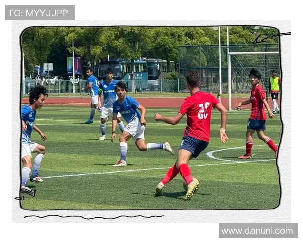 横兵水手与清水鼓动的激烈对决展现足球魅力与团队精神的巅峰对抗