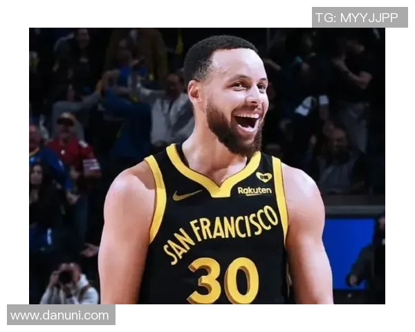 库里三分球总数超4000成历史第一人再创辉煌纪录