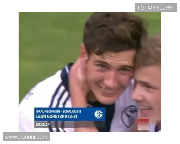 格雷茨卡的成长之路:从青涩球员到足球明星的蜕变与成就