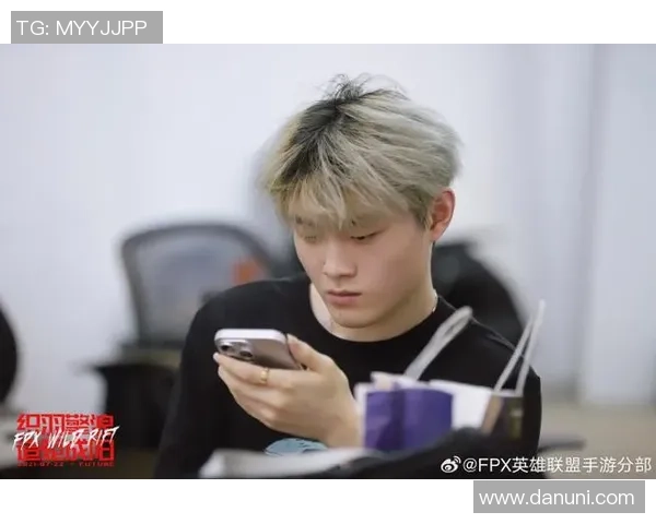 国际邀请赛分析：FPX展现出色实力与团队协作能力